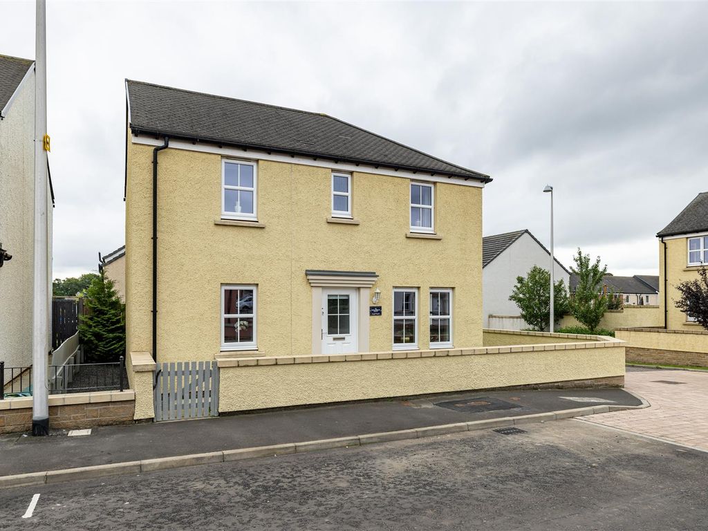 4 bed detached house for sale in Knoll Terrace, Galashiels TD1, £