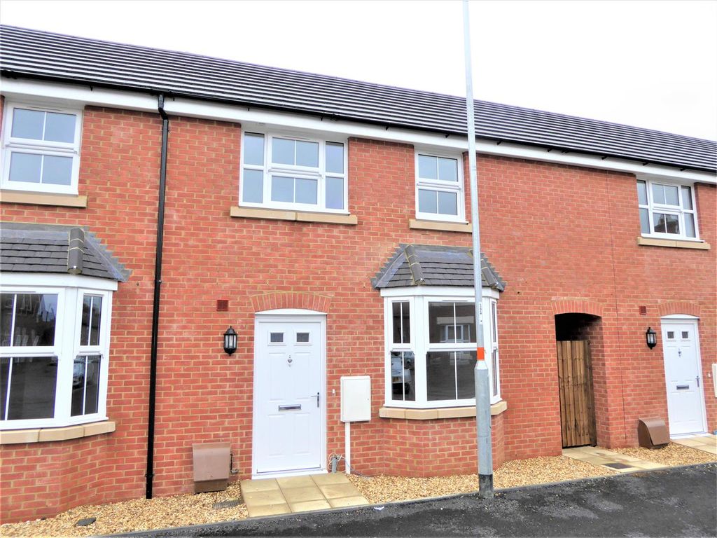 2 bed terraced house to rent in Grove Road, Rushden NN10 Zoopla