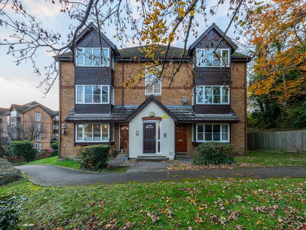 Studio for sale in Orchard Grove, London SE20, £200,000 Zoopla