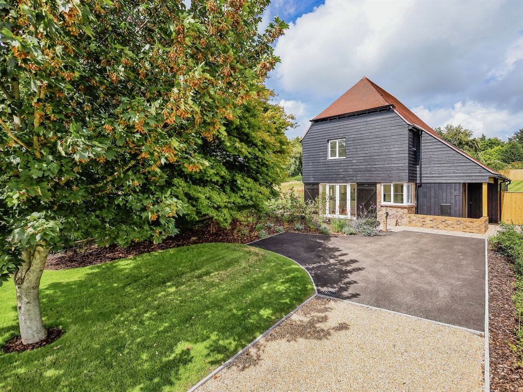 4 bed detached house for sale in Amberstone, East Sussex, Hailsham BN27