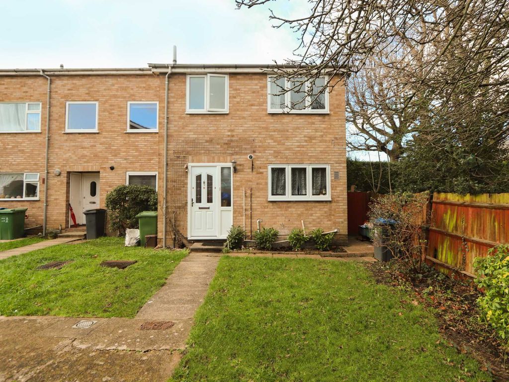 3 bed end terrace house for sale in Newborough Green, New Malden KT3