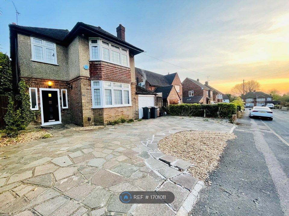 4 bed detached house to rent in Honeygate, Luton LU2 Zoopla