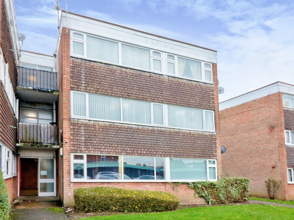 2 bed flat for sale in Yarningale Road, Willenhall, Coventry CV3 Zoopla