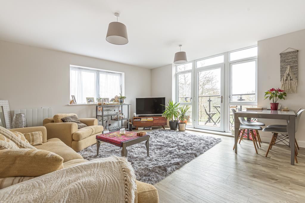 2 bed flat to rent in Arborfield, Berkshire RG2 Zoopla