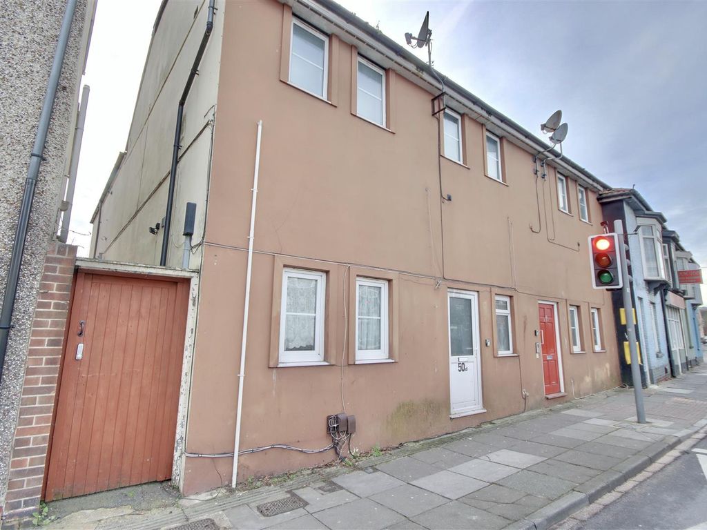 2 bed flat for sale in St. Marys Road, Portsmouth PO1 Zoopla
