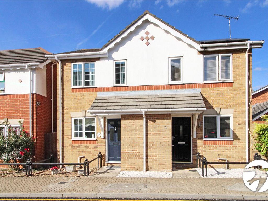 2 bed semidetached house to rent in High Street, Greenhithe, Kent DA9