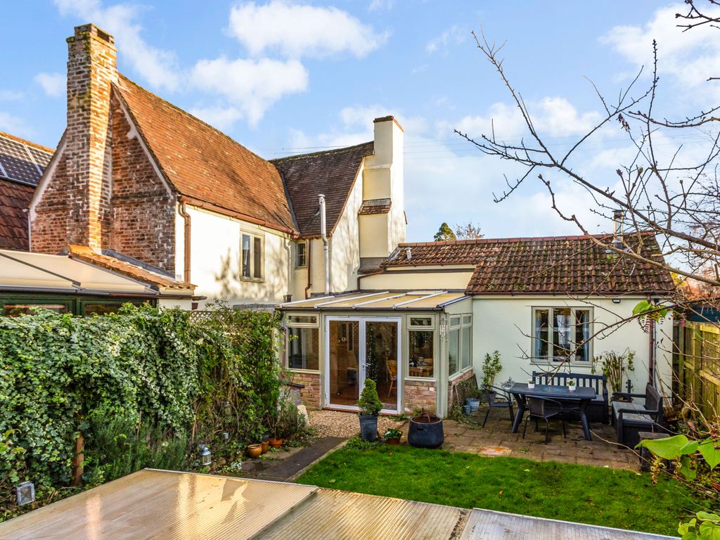 3 bed semidetached house for sale in The Street, Frampton On Severn