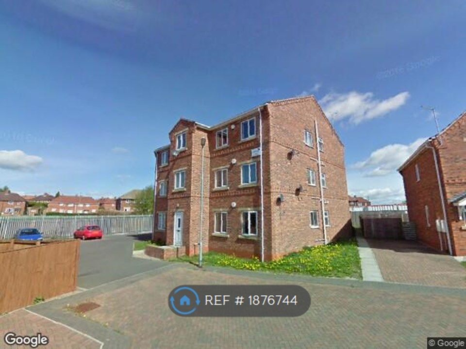 2 bed flat to rent in Thornwood Close, Thurnscoe, Rotherham S63, £550