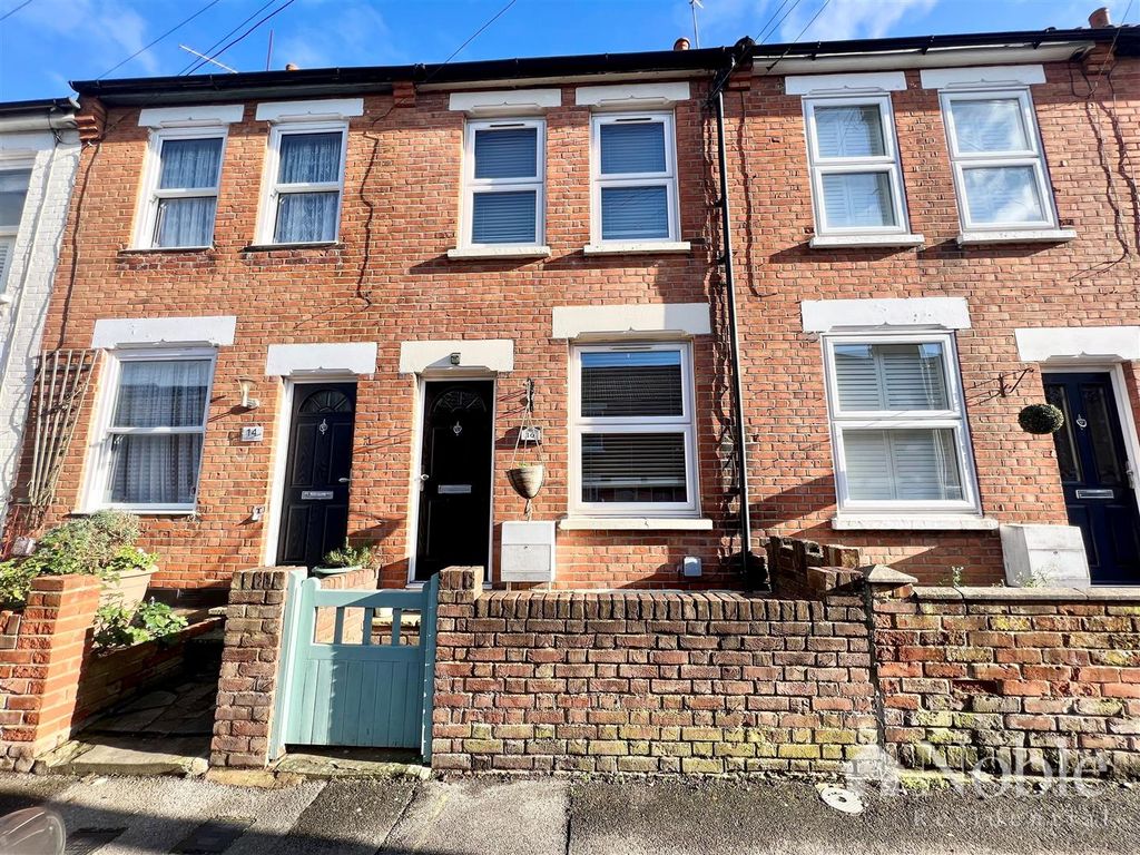 North Road Avenue, Brentwood CM14