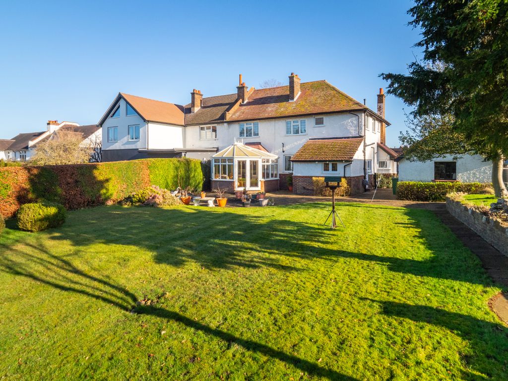 4 bed semidetached house for sale in Park Hill Road, Wallington SM6, £