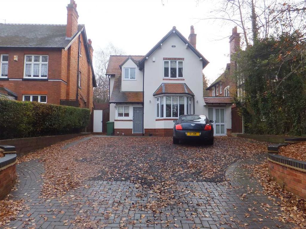 4 bed detached house to rent in Green Road, Solihull, Solihull