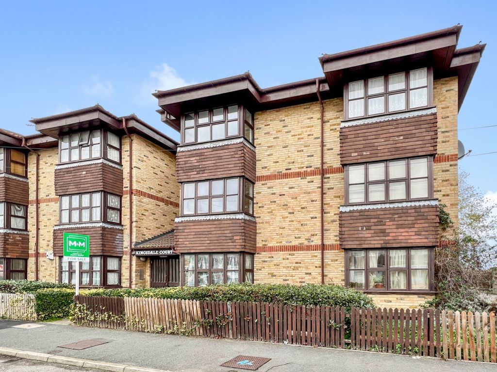 Studio for sale in Kingsdale Court, Milton Road, DA10 Zoopla