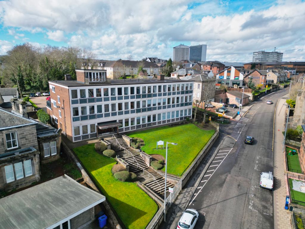 2-bed-flat-for-sale-in-cadzow-street-hamilton-ml3-167-500-zoopla