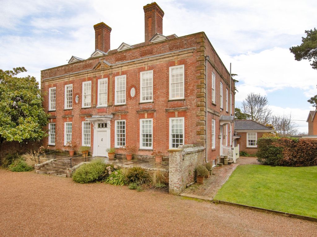 3 bed flat for sale in Westwell House, Rolvenden Road, Tenterden, Kent
