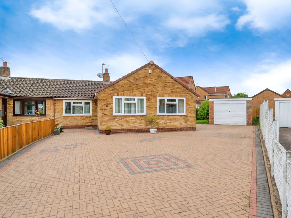 3 bed bungalow for sale in Barnack Close, Padgate, Warrington, Cheshire WA1, £325,000 Zoopla