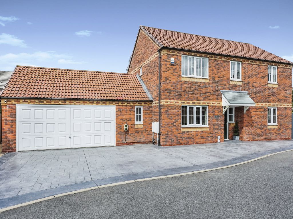 4 bed detached house for sale in Whysall Road, Nottingham NG10, £