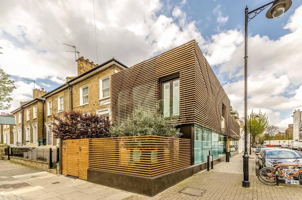 New home, 3 bed town house for sale in Halliford Street, London N1, £