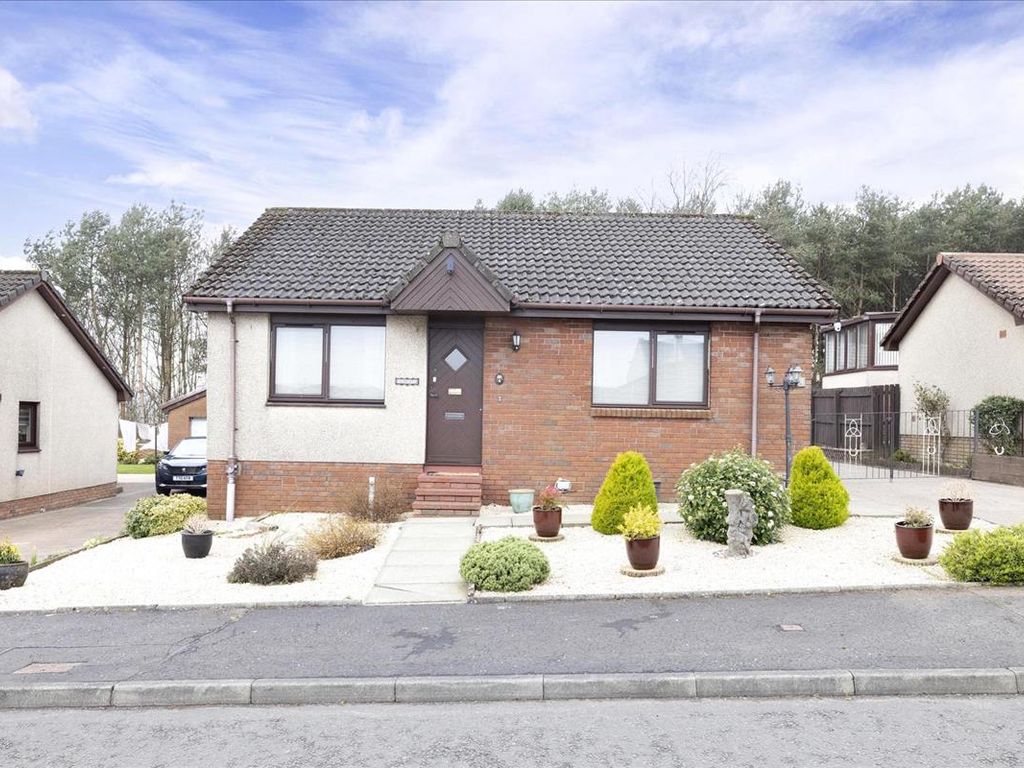 2 bed detached bungalow for sale in 4 Hawthorn Bank, Seafield, Bathgate