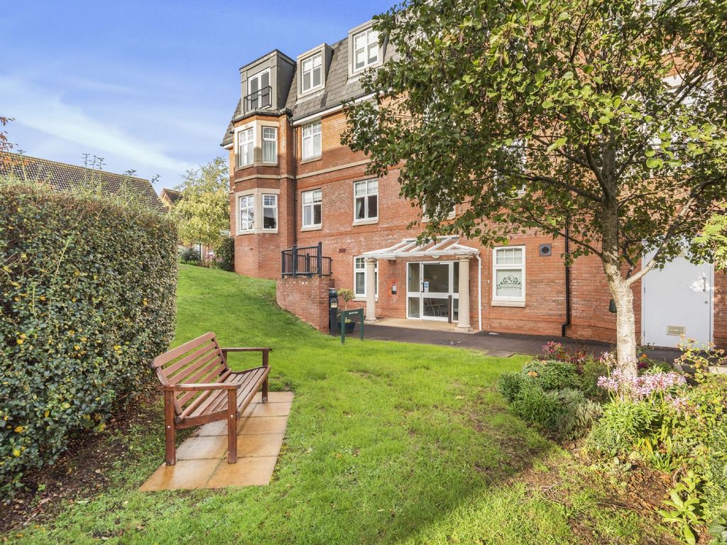 2 bed flat for sale in Sherford Lodge, Blagdon Village, Kinglake Drive