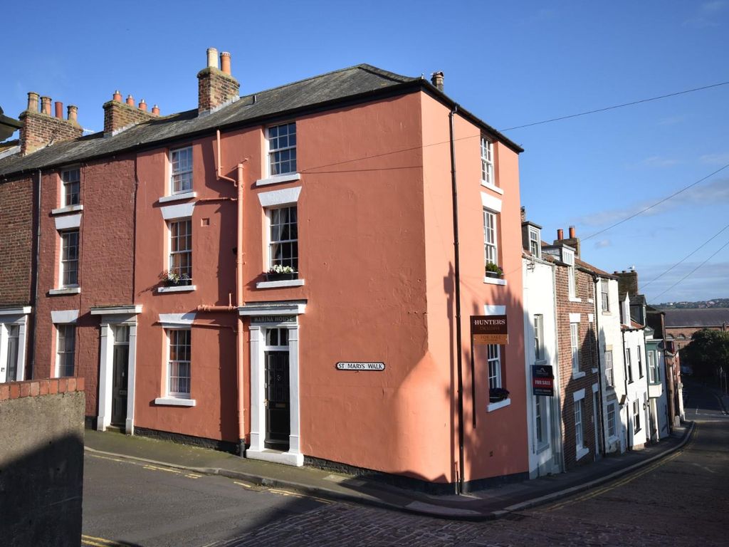 3 bed end terrace house for sale in St. Marys Walk, Scarborough YO11, £