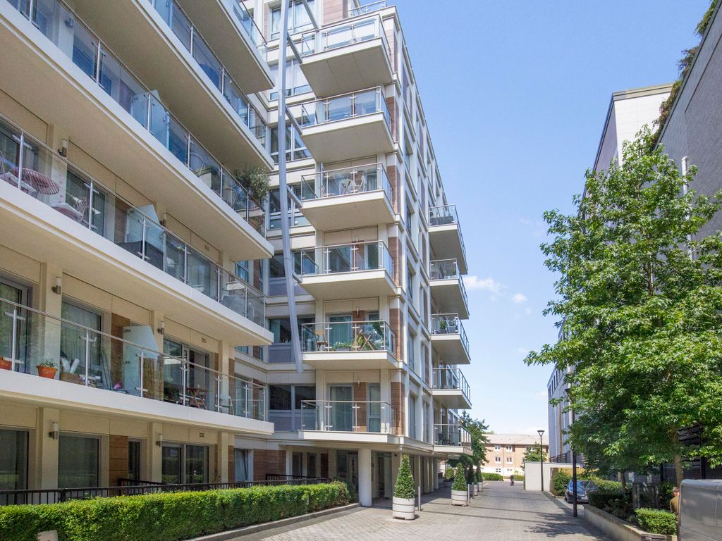 1 bed flat for sale in Henry Macaulay Avenue, Kingston Upon Thames KT2