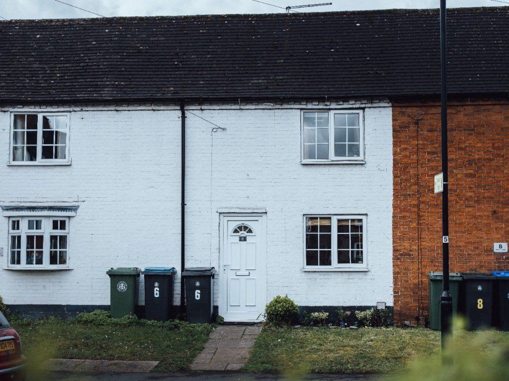 2 bed terraced house for sale in Birmingham Road, Alcester B49 Zoopla