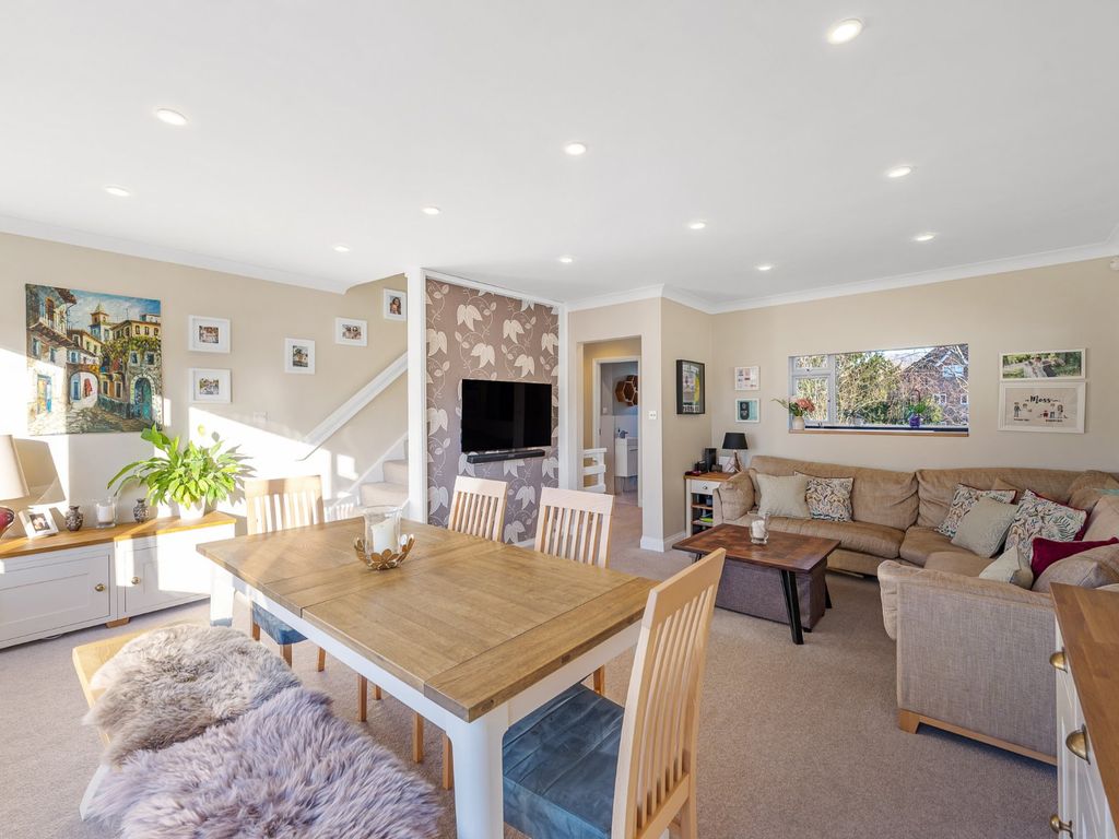 3 bed terraced house for sale in Thornton Dene, London BR3, £700,000