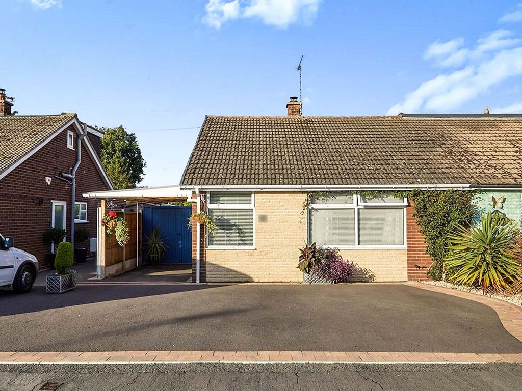 2 bed bungalow for sale in Walford Road, RollestonOnDove, BurtonOn