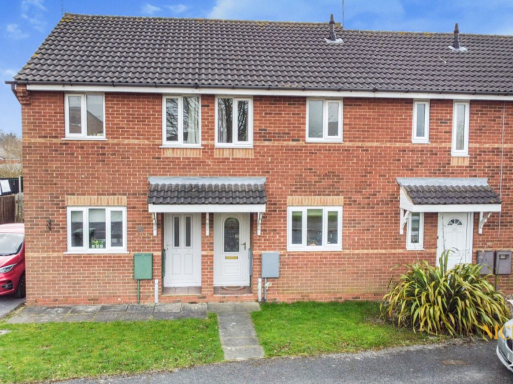 2 bed terraced house for sale in Carling Avenue, Worksop