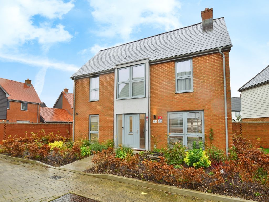 4 bed detached house for sale in Drive, Kennington, Ashford