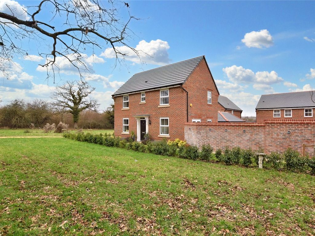 3 bed detached house for sale in Brunswick Green, Didcot OX11 Zoopla