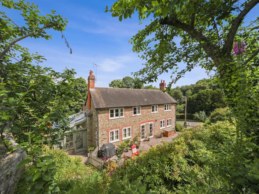 3 bed detached house for sale in The Hamlet, Stoke Edith, Hereford