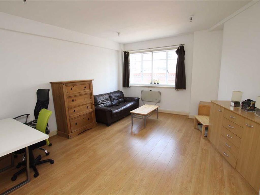 Studio to rent in Charing Cross Road, London WC2H Zoopla