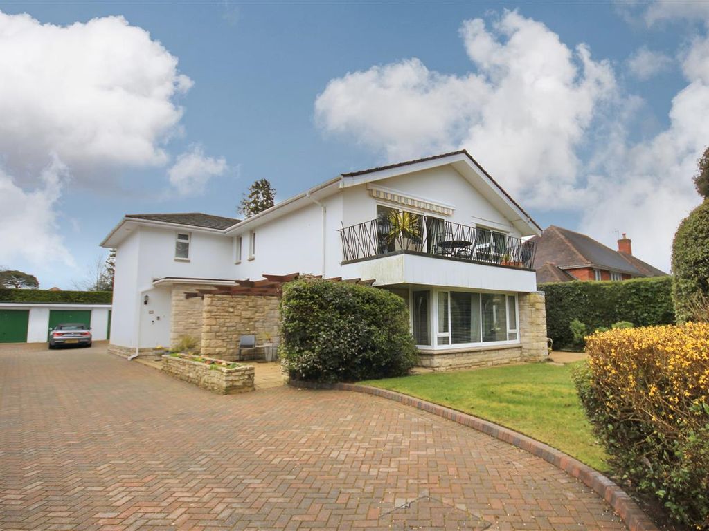 3 bed flat for sale in Westminster Road, Branksome Park, Poole BH13