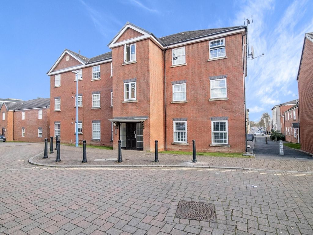 2 bed flat for sale in Creed Way, West Bromwich B70 Zoopla