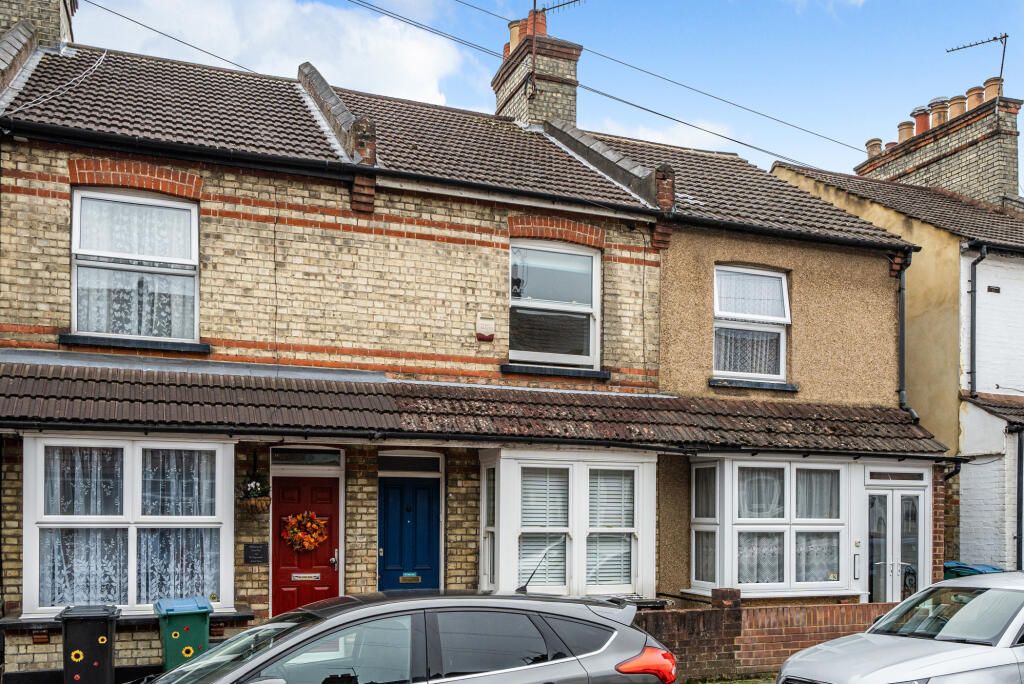 2 bed property to rent in Cecil Street, Watford WD24, £1,800 pcm Zoopla