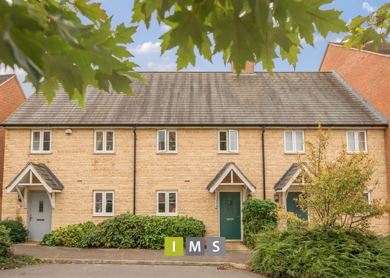 2 bed terraced house for sale in Cresswell Close, Yarnton, Kidlington OX5, £96,000 Zoopla