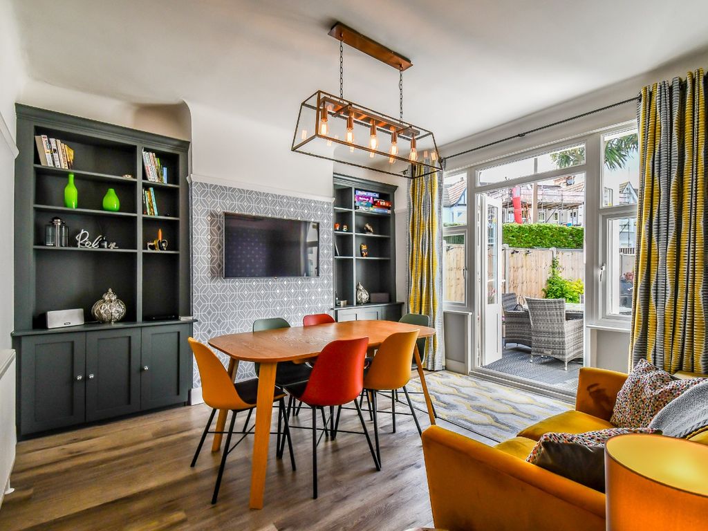 4 bed terraced house for sale in Elm Road, LeighOnSea, Essex SS9 Zoopla