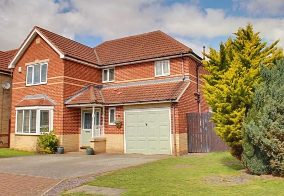 4 bed detached house to rent in St. Davids Grove, Ingleby Barwick