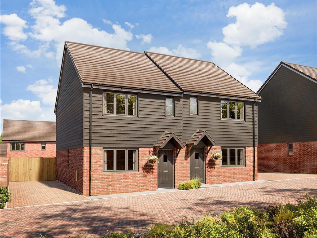 New home, 3 bed semidetached house for sale in The Pippins, Hamstreet