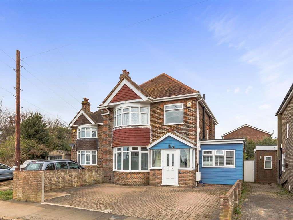 5 bed detached house for sale in Mile Oak Gardens, Portslade, Brighton
