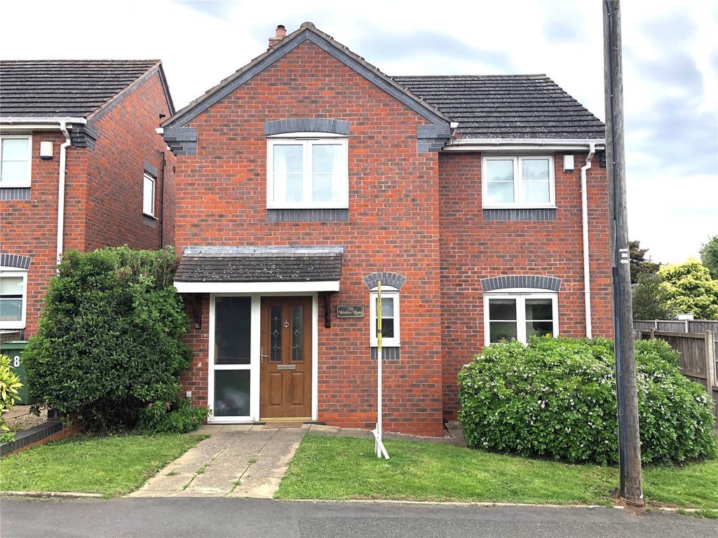 4 bed detached house for sale in Wrekin Road, Wellington, Telford TF1