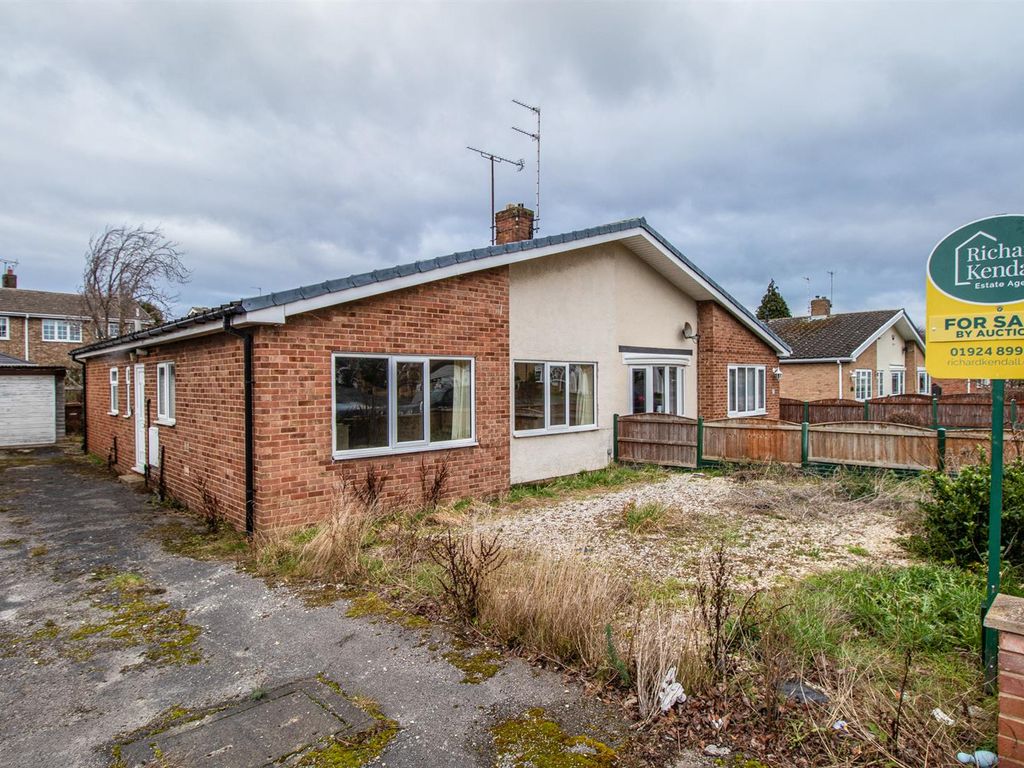 2 bed semidetached bungalow for sale in Fairway, Normanton WF6 Zoopla