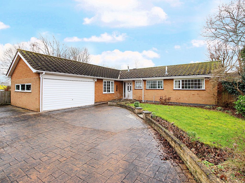 4 bed detached bungalow for sale in Eastfield Road, Thurmaston LE4 Zoopla