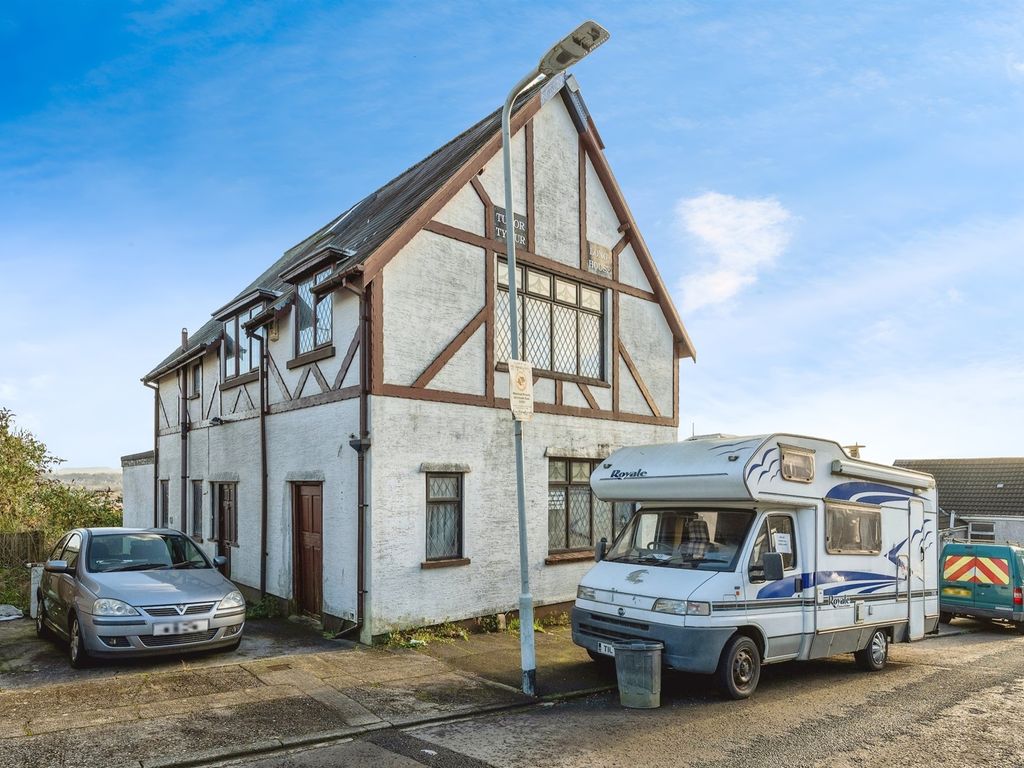 3 bed detached house for sale in Springfield Street, Morriston, Swansea