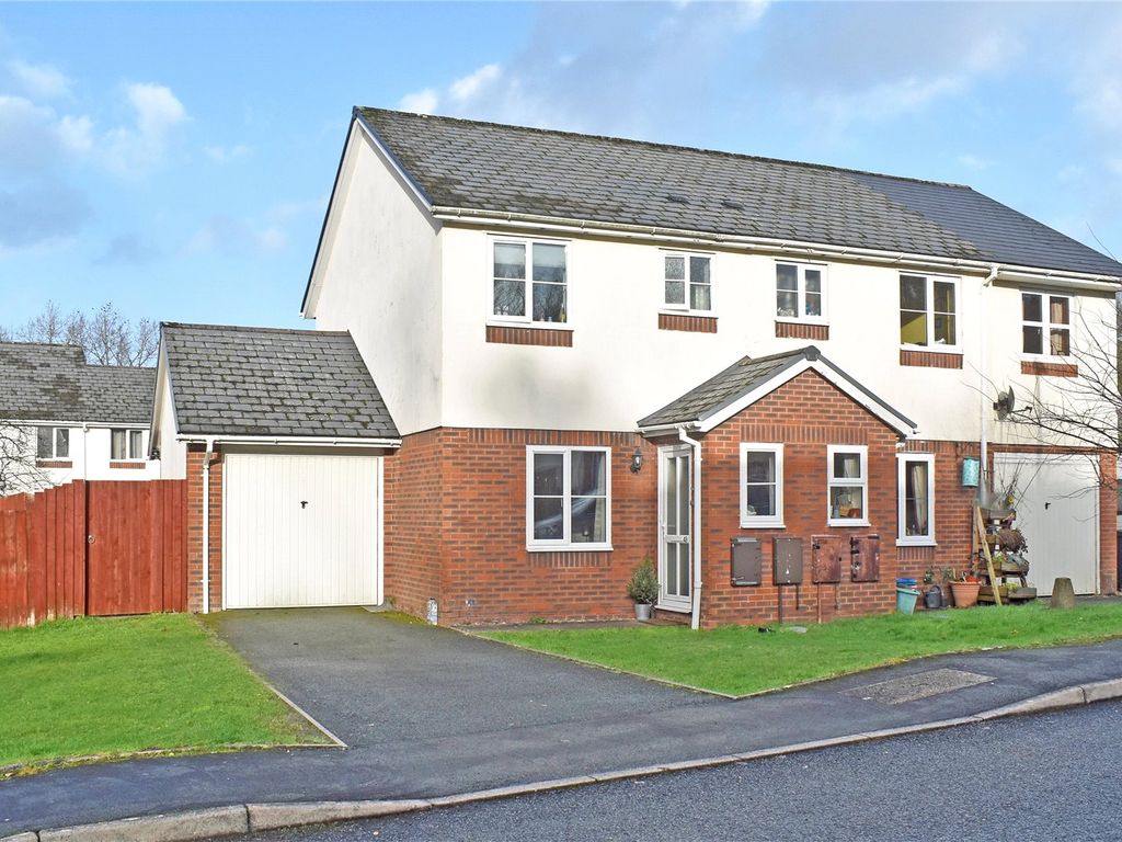 2 bed semidetached house for sale in Gorse Farm, Llandrindod Wells