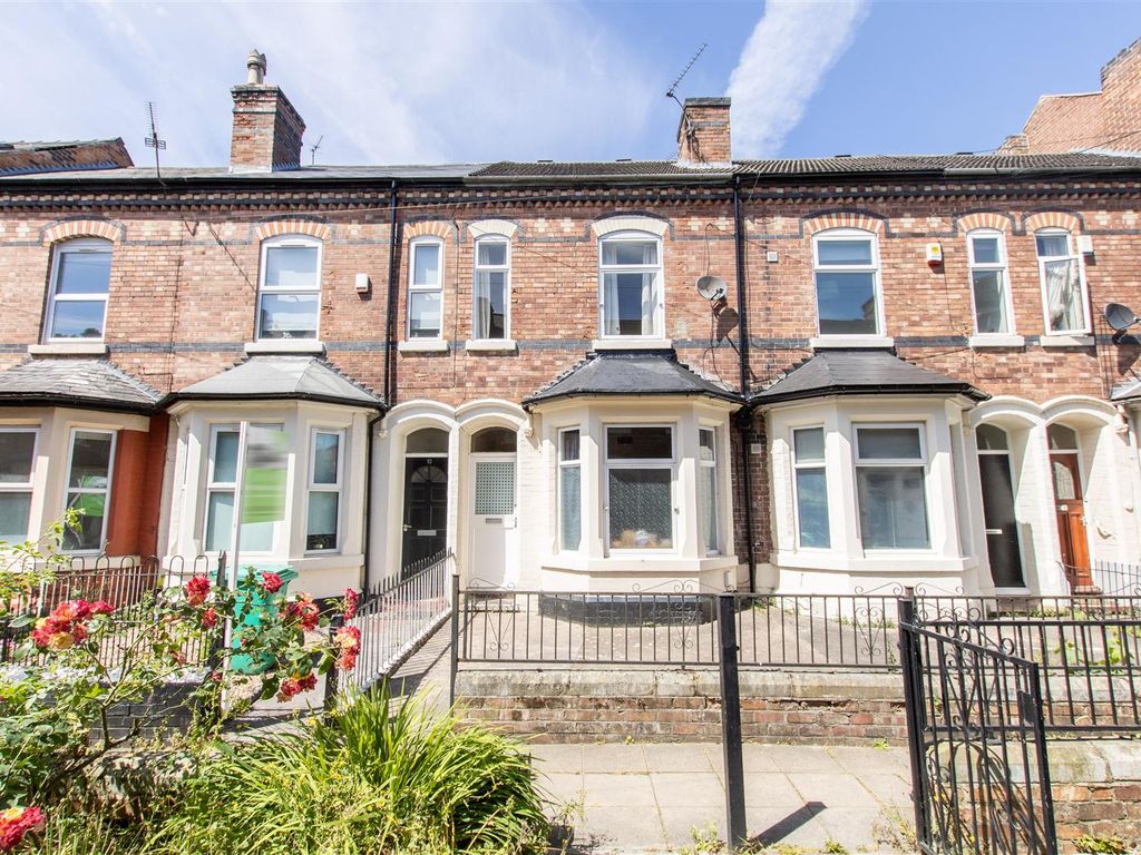4 bed terraced house for sale in Tudor Grove, The Arboretum, Nottingham