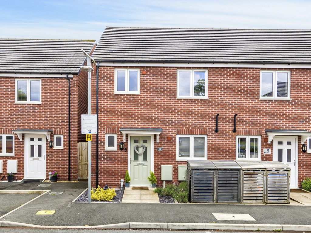 3 bed end terrace house for sale in Ambler Close, Burton Latimer NN15