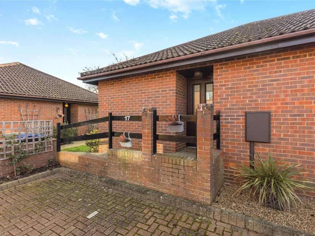 1 bed bungalow for sale in Greville Park Road, Ashtead, Surrey KT21