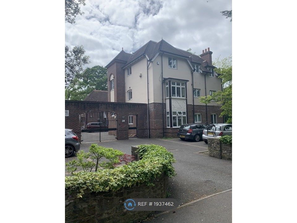 2 bed flat to rent in Talbot Pines, Bournemouth BH3, £1,350 pcm Zoopla